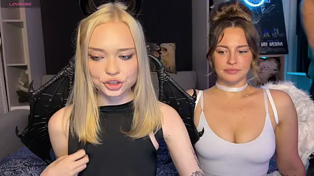 دردشة dollfromvenus الجنسية المباشرة