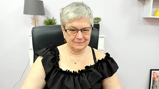 IrisDream Adlı Modelin Web Kamerası Şovu