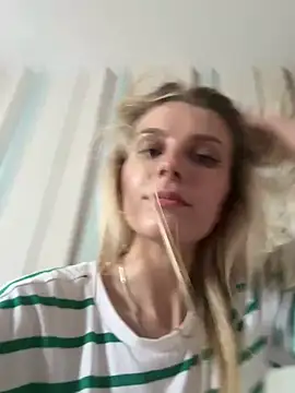 My_Hotgirl – Live XXX-chat