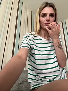 My_Hotgirl élő XXX-chatje