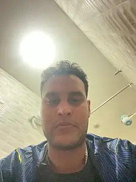 Latino_jr 网络视讯表演