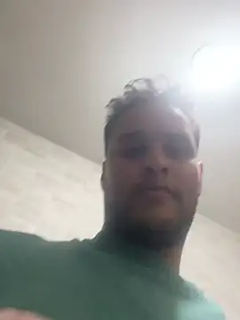 Latino_jr 在線直播表演
