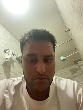 Latino_jr 网络视讯表演