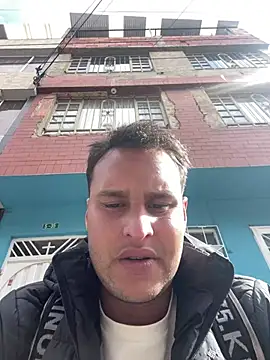 Latino_jr Webcam Show