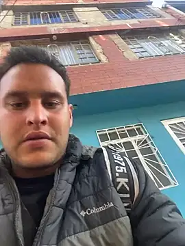 Latino_jr Adlı Modelin Web Kamerası Şovu