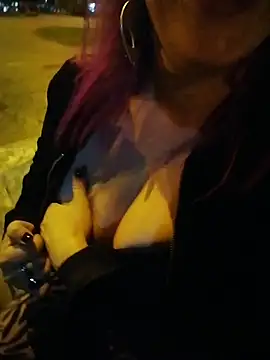 sophie_banger: вебкам-шоу