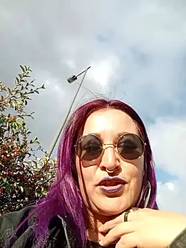 sophie_banger's Webcam Show