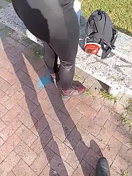 הופעת וובקאם של sophie_banger