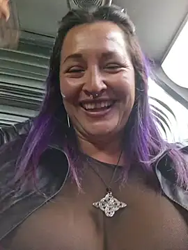 sophie_banger Show in webcam