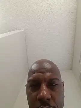kingp817 Show in webcam