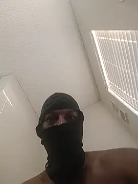 kingp817 Show in webcam