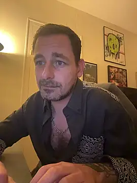 defbond420 Webcam Show