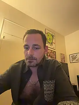defbond420 Pertunjukan Webcam