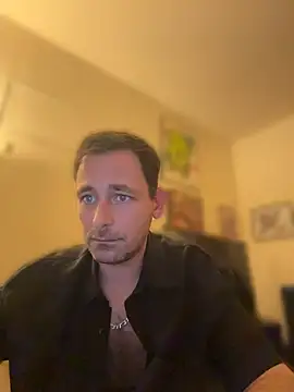 defbond420's Webcam Show
