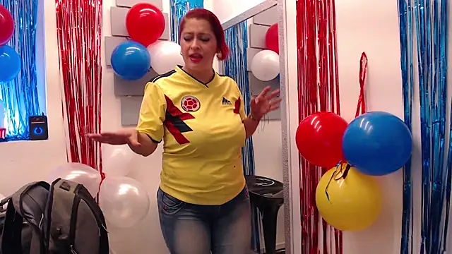 Chat +18 de eva_twiss ao vivo