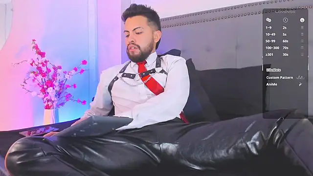 LuccaMallard Adlı Modelin Web Kamerası Şovu