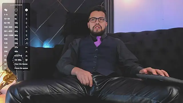 LuccaMallard: διαδικτυακό σόου στην κάμερα