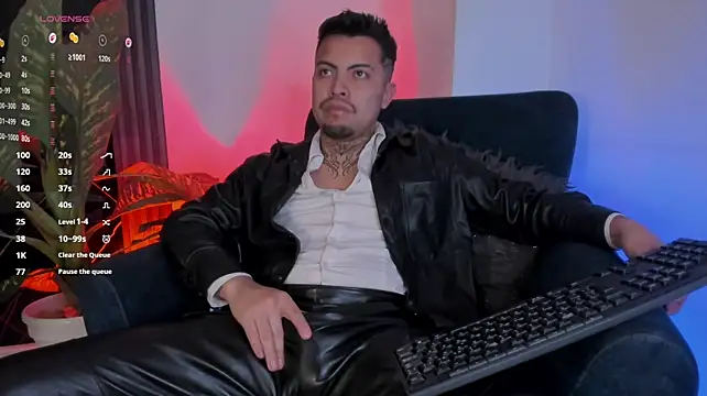 LuccaMallard 在線直播表演