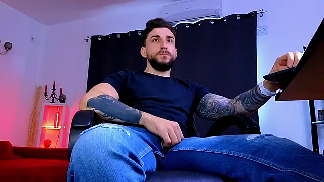 MightyAaron66 Pertunjukan Webcam