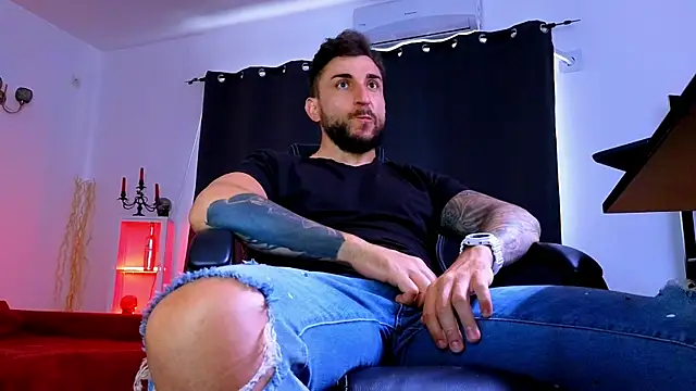 MightyAaron66n Webbikameraesitys