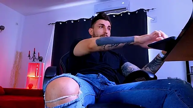 عرض كام MightyAaron66