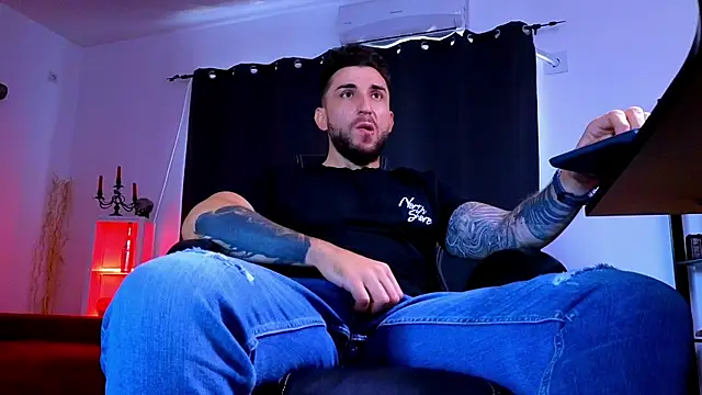 MightyAaron66 Webcam-Show