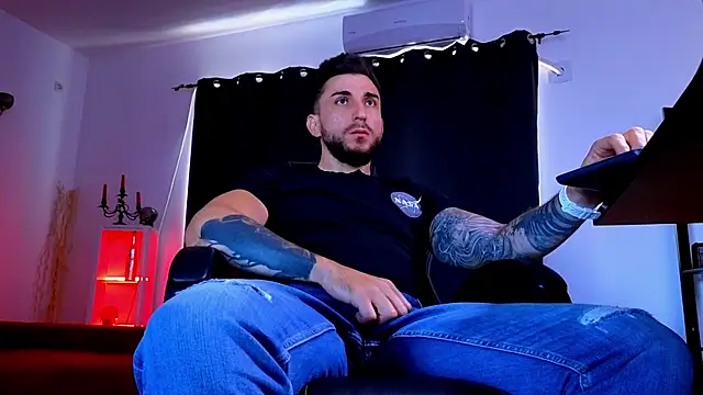 عرض كام MightyAaron66