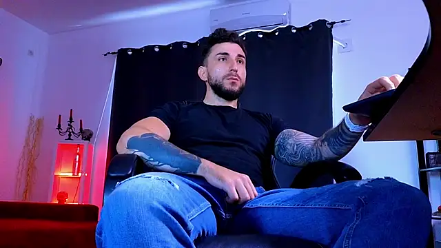 MightyAaron66n Webbikameraesitys