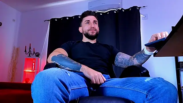 MightyAaron66 Adlı Modelin Web Kamerası Şovu