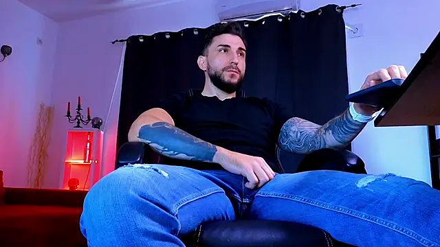 MightyAaron66 Webcam show
