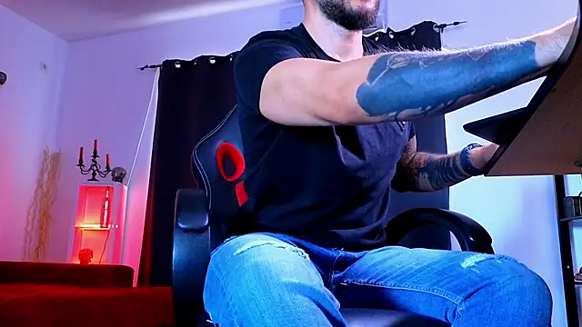 MightyAaron66 Adlı Modelin Web Kamerası Şovu
