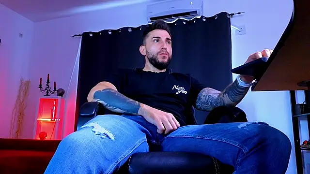 عرض كام MightyAaron66