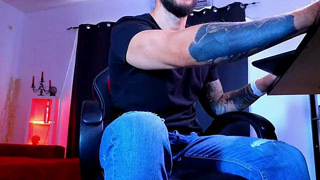 عرض كام MightyAaron66