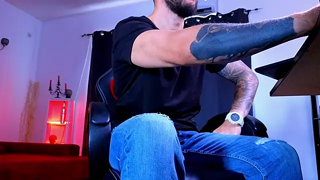 MightyAaron66 Adlı Modelin Web Kamerası Şovu