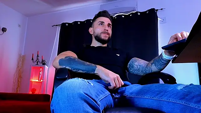 MightyAaron66 Webcam show