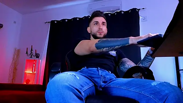 Show de MightyAaron66 na webcam