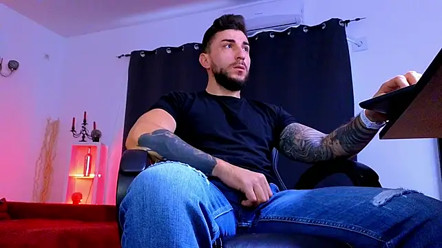 Вебкам-шоу MightyAaron66