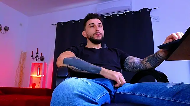 MightyAaron66 Adlı Modelin Web Kamerası Şovu