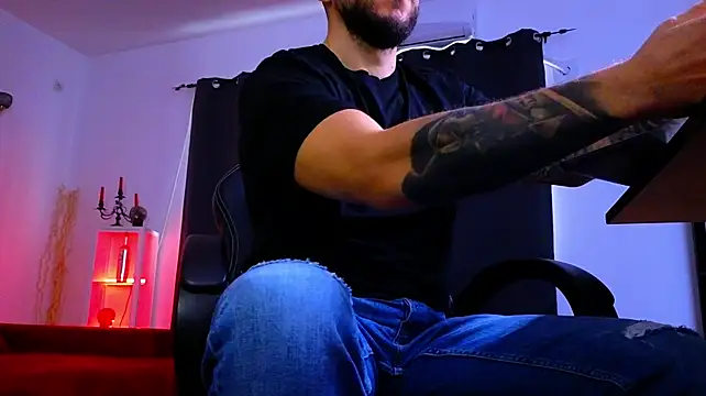 MightyAaron66 Adlı Modelin Web Kamerası Şovu