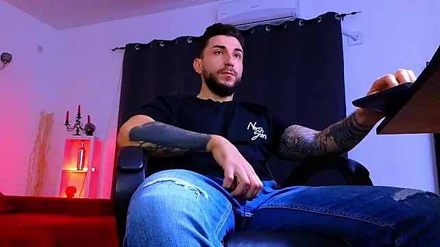 عرض كام MightyAaron66