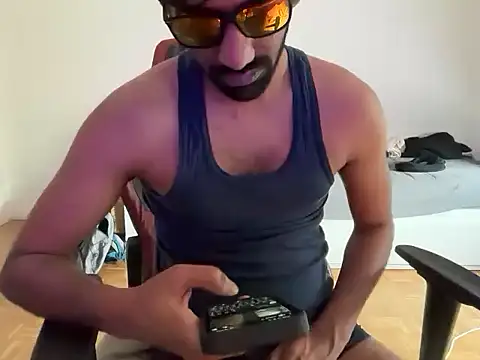 dominanthubby Pertunjukan Webcam