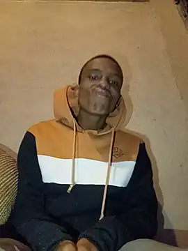 SexyCaramelDude23 在線直播表演