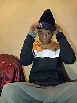 SexyCaramelDude23's Webcam Show