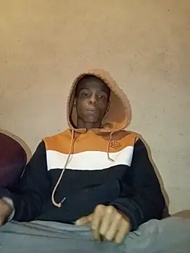SexyCaramelDude23 Show Webcam