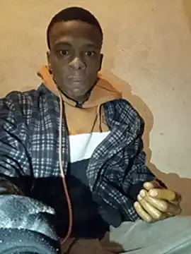 SexyCaramelDude23's Webcam Show