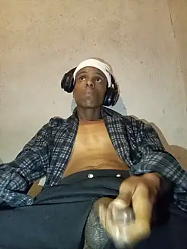 Webkamerová show SexyCaramelDude23