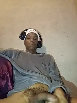 SexyCaramelDude23 – webcam-show