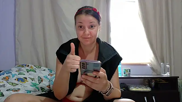 Chatroom XXX en direct de SweetMaddy888