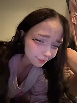 Baby_Tiny Show in webcam