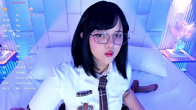 NanaOsaky 在線直播表演